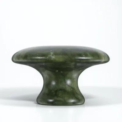 Jade Gua Sha Tool - Pilzförmiger Jade-Massagestein mit Glatter Textur Gua